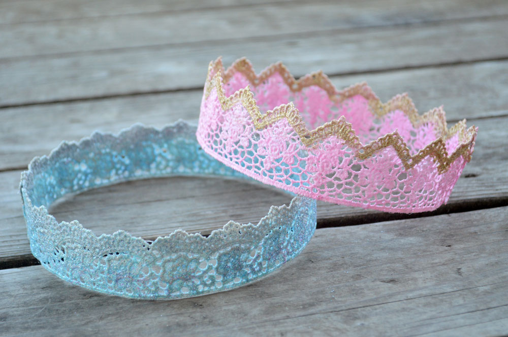 Easy DIY Homemade Lace Glitter Crowns