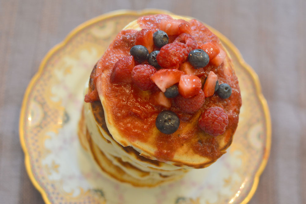 easy kids idea Sofia the First goldenberry pancakes