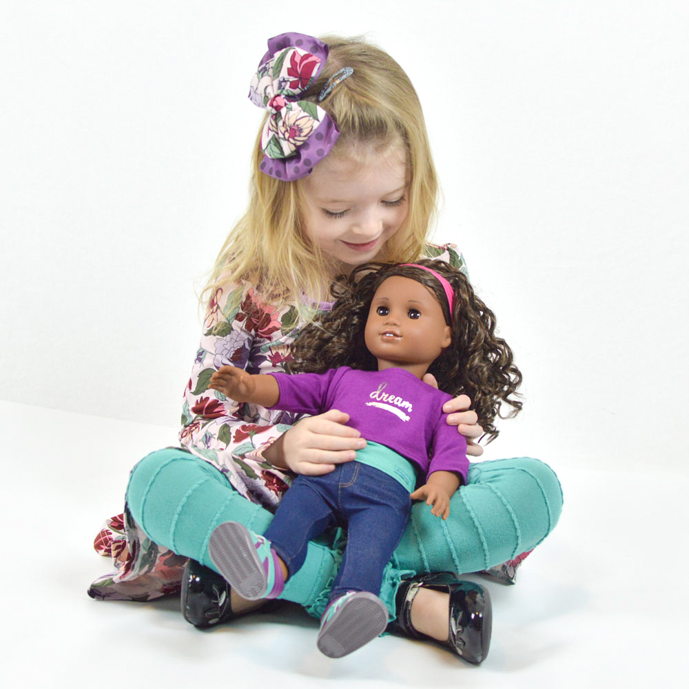 Gabriela McBride doll review and unboxing