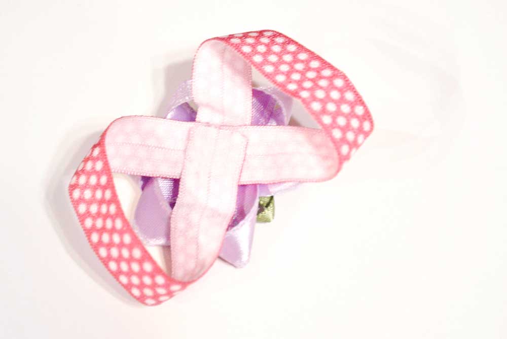 Darling no-sew baby flower barefoot sandals DIY craft