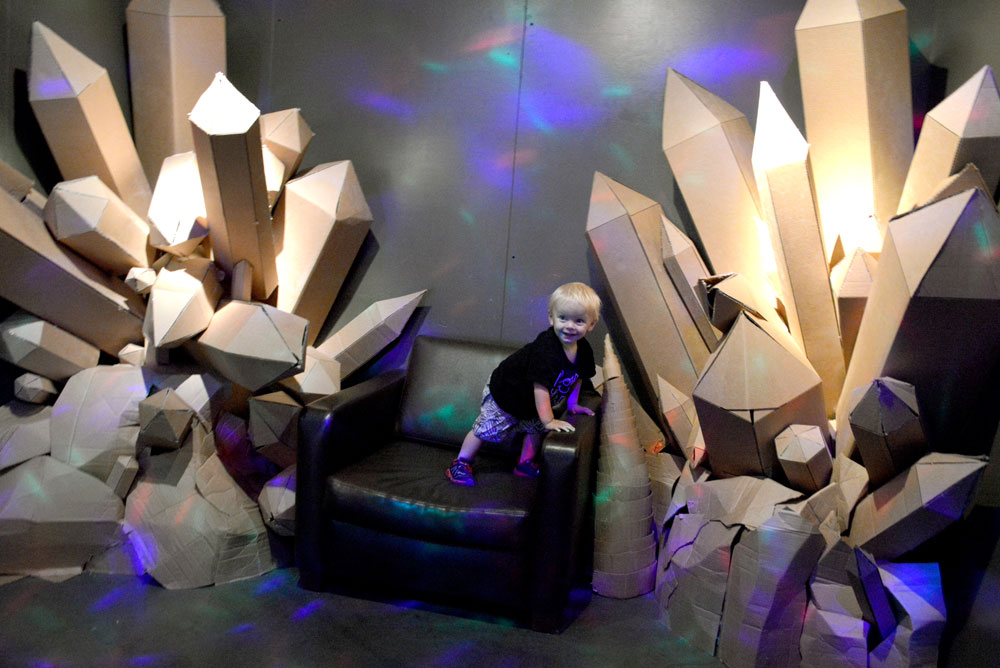10 San Francisco family activities with kids - Exploratorium cardboard crystals