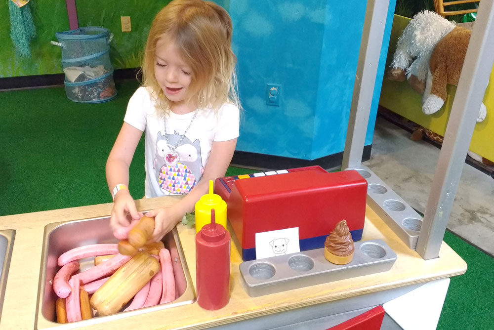 Spokane Children's Museum hamburger station - Mommy Scene