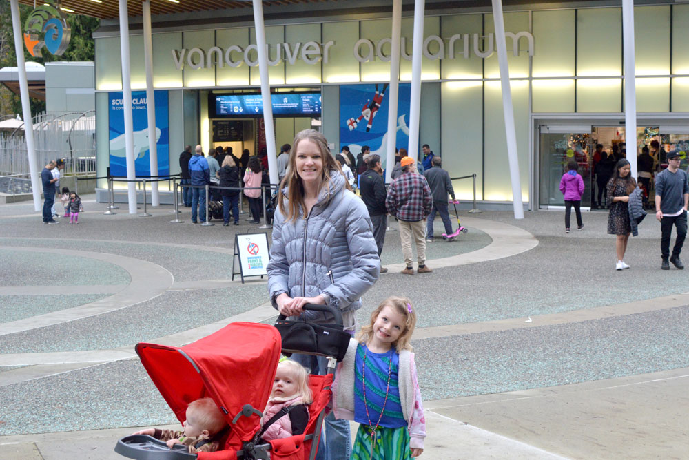 Family visit to the Vancouver Aquarium in Canada