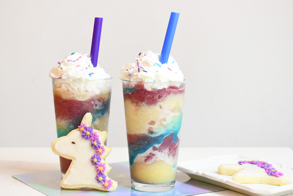 Easy DIY Berry and Banana Unicorn Smoothie