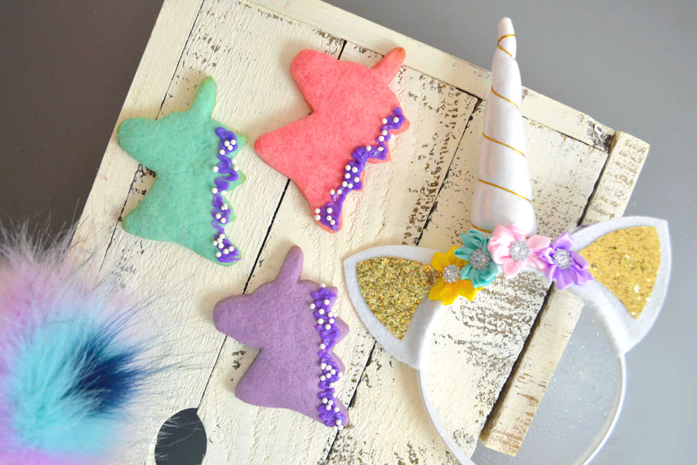 unicorn shaped sugar cookies colored with jello