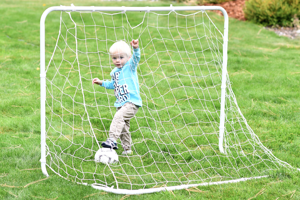 Kids supportive soccer shoes from pediped