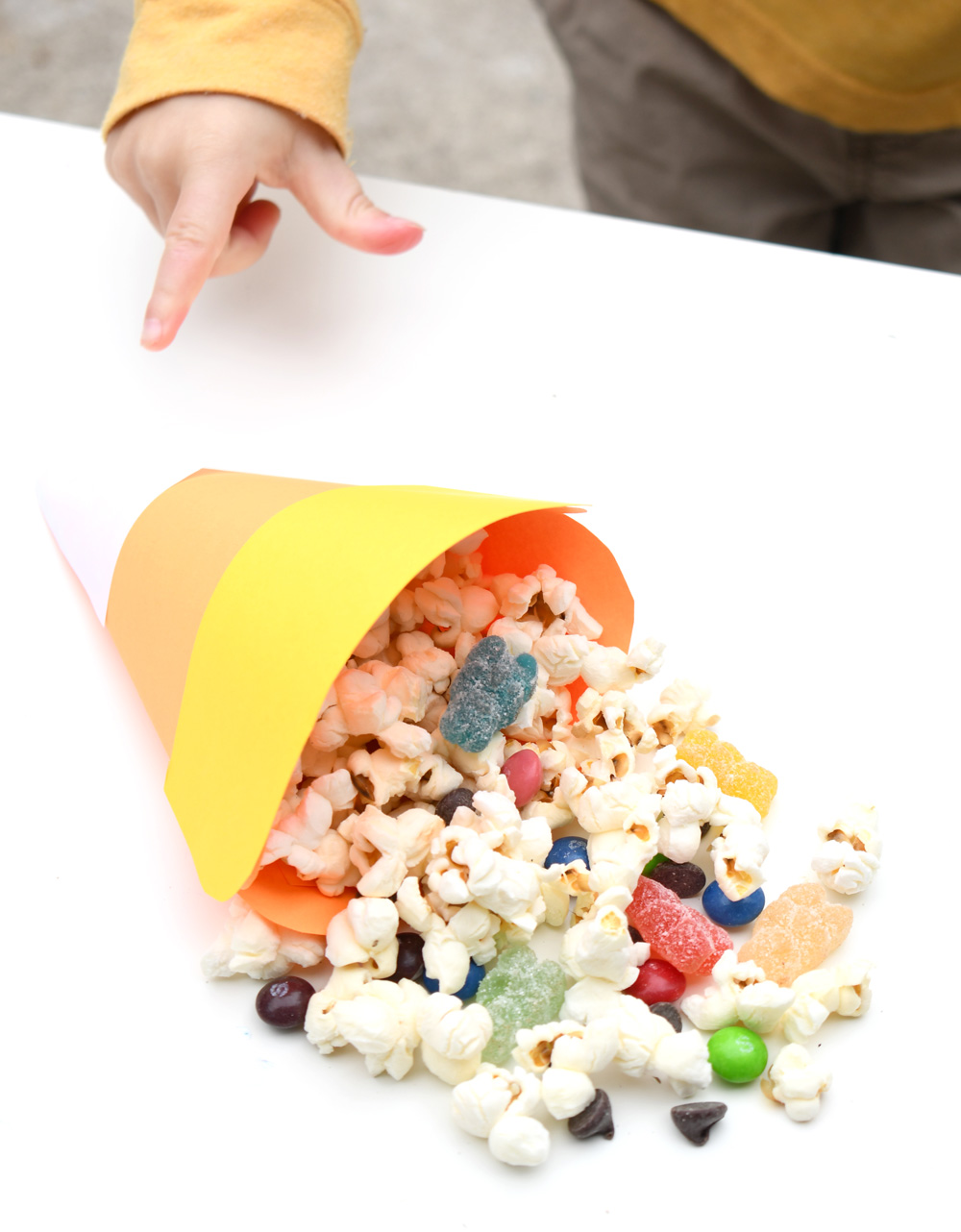 Cute Candy Corn Paper Treat Cups for Fall
