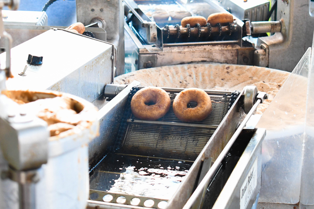 Green Bluff Becks Harvest House Fresh Pumpkin Doughnuts - Things To Do at Your Local Pumpkin Farm