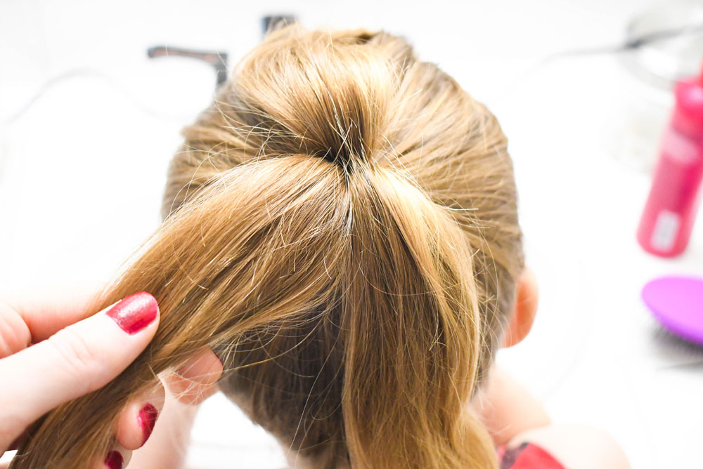 Cute and easy DIY bow hair style with sections of hair