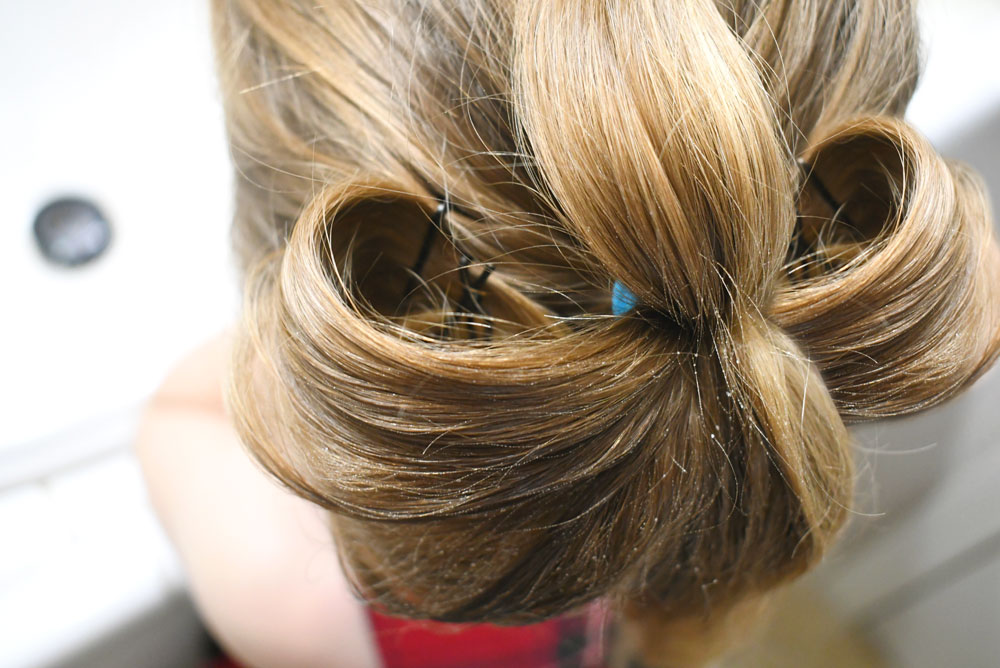 Cute DIY bow hair style