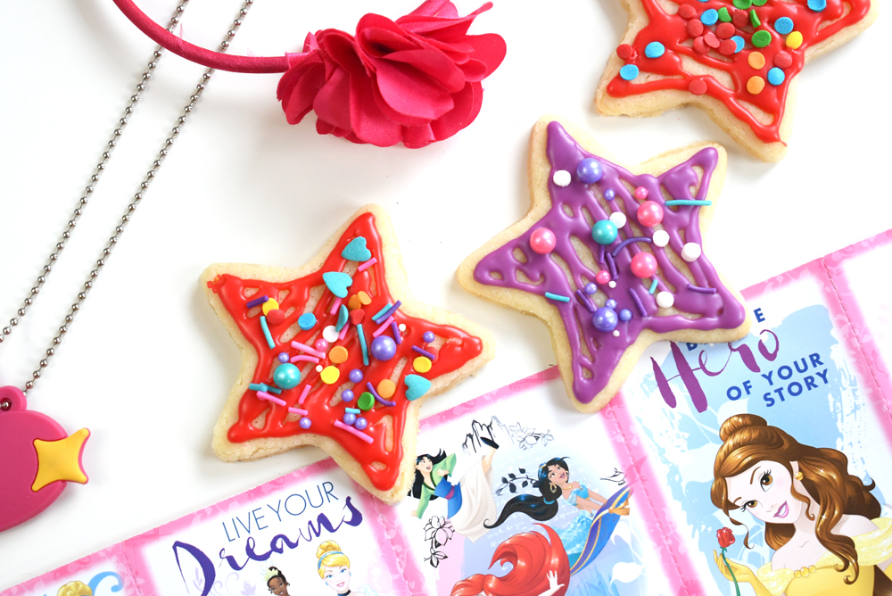 Adorable sugar cookies for Valentine's Day