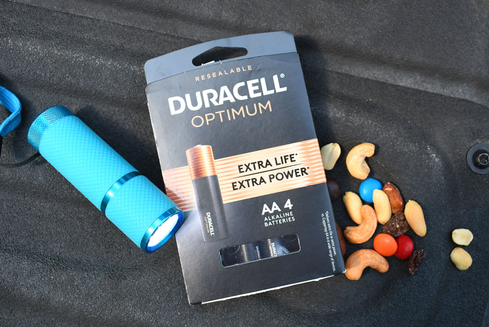Duracell Optimum batteries effectively power flashlights on family camping trips