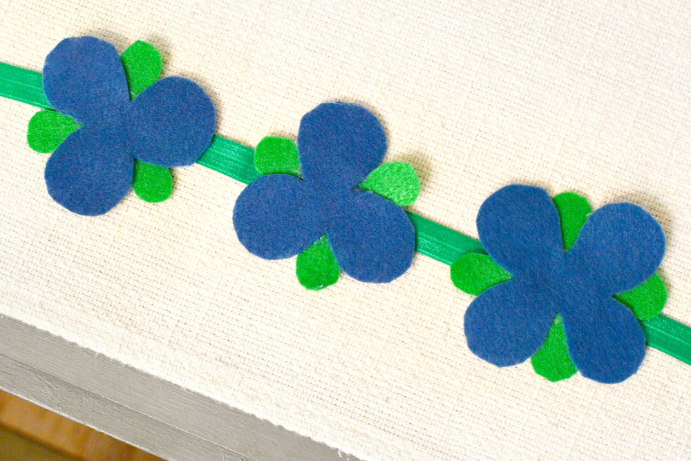 DIY Princess Poppy felt flower headband craft
