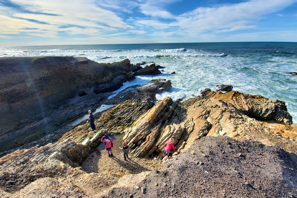 Montana de Oro California state park family hike