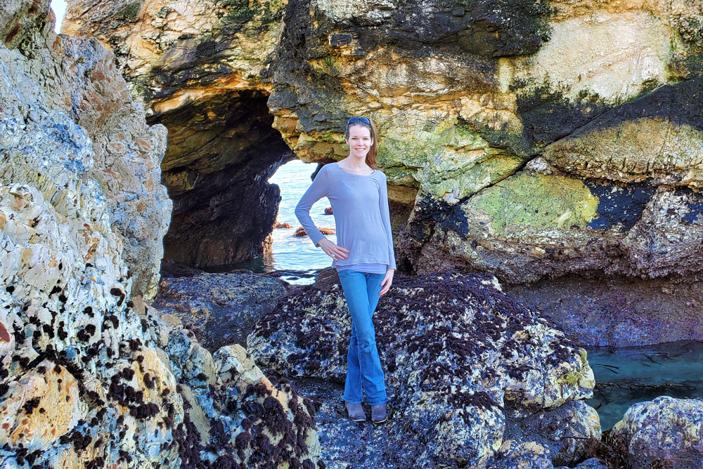 Margo Dodd Park Beach rock scramblingMargo Dodd Park Beach rock scrambling