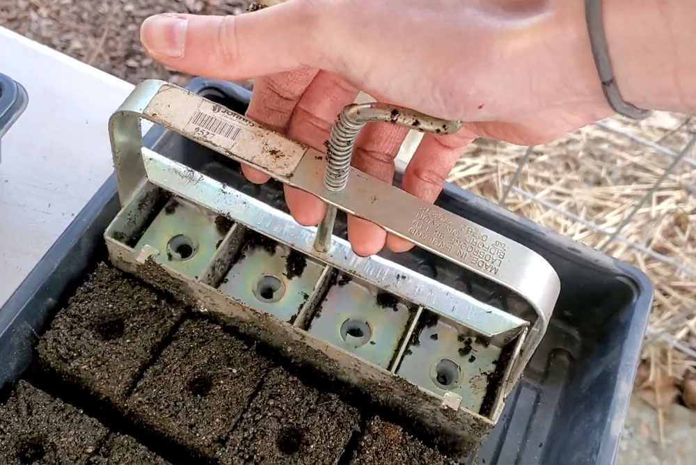 Planting seed starts soil blocking tool