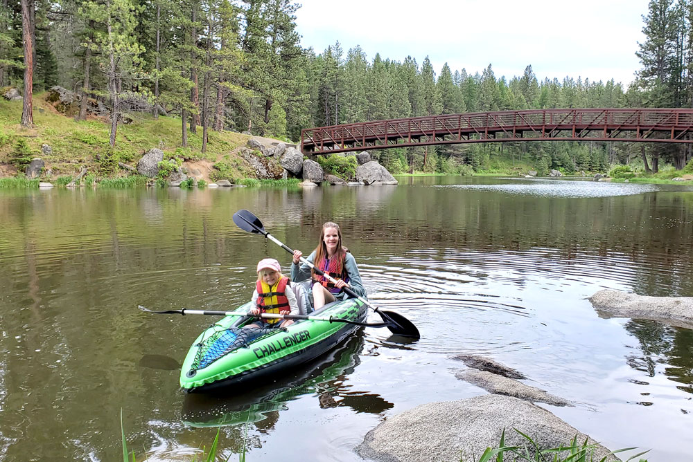 Kayaking with kids at Winchester Lake State Park
