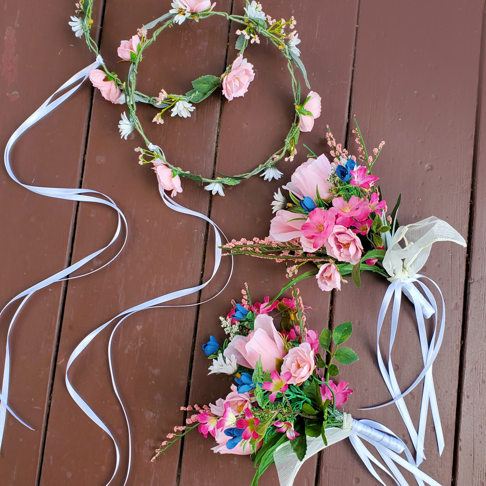 DIY Flower Girl Crowns & Bouquets