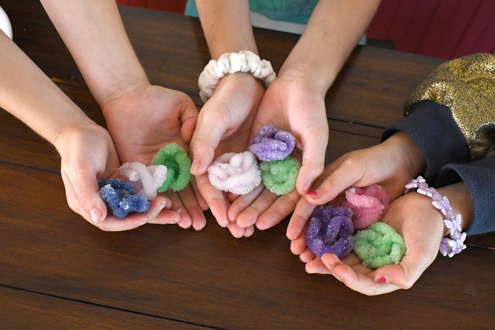 Fun kids science experiement borax crystals
