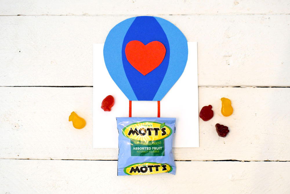 Hot air balloon kids Valentine's craft