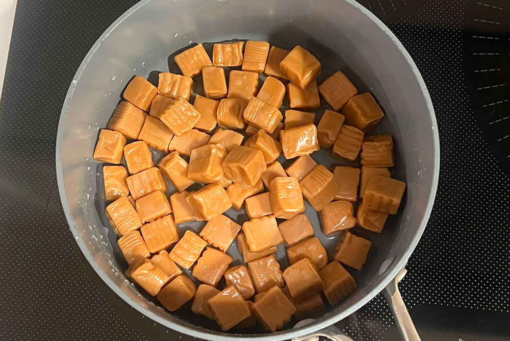 melted caramel for apples