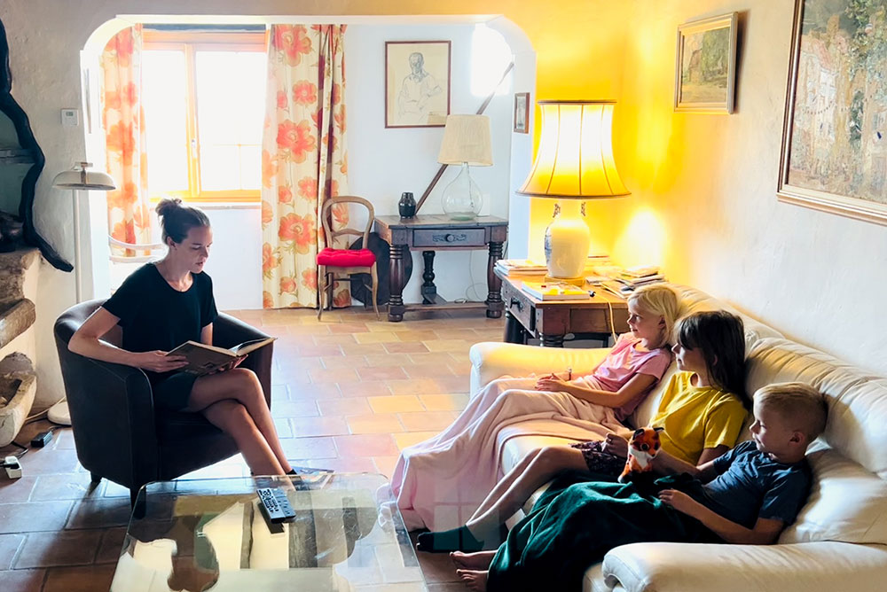 homeschooling while traveling and worldschooling