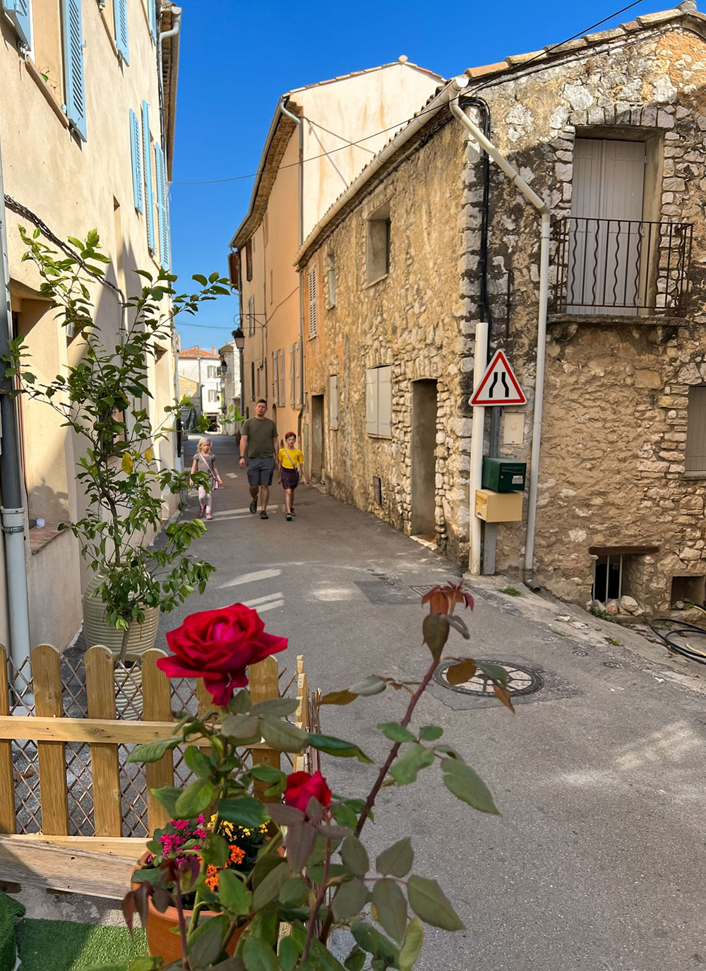 exploring Tourrettes-sur-Loup with kids