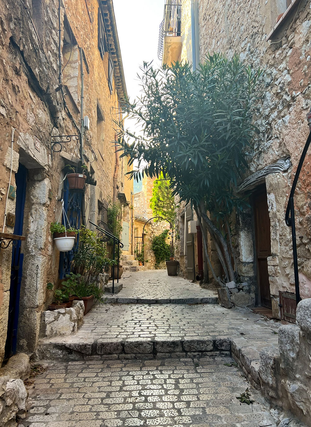 cobblestone streets Tourrettes-sur-Loup