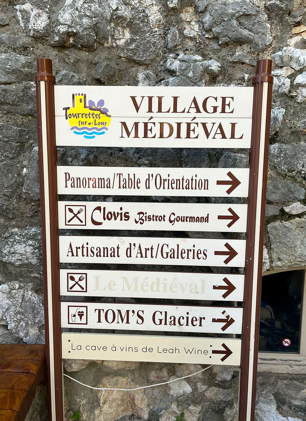 Tourrettes-sur-Loup village sign